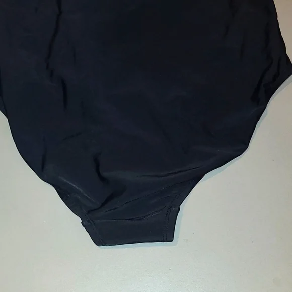 Swimwear 2 pcs Bundle - Picture 9 of 10
